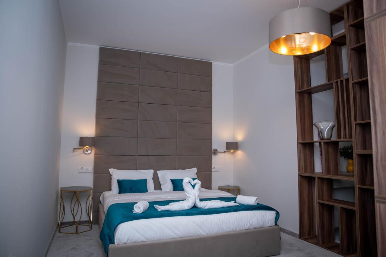 Unique Garden Hotel Braila Ngoại thất bức ảnh